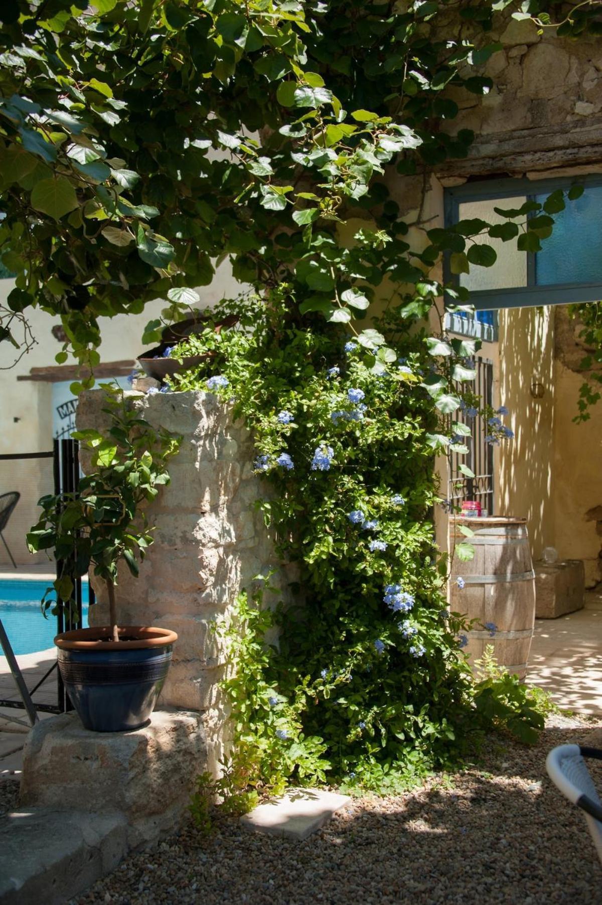 Maison Pelissier Bed And Breakfast With Sweeming Pool Cuxac-d'Aude Exterior photo